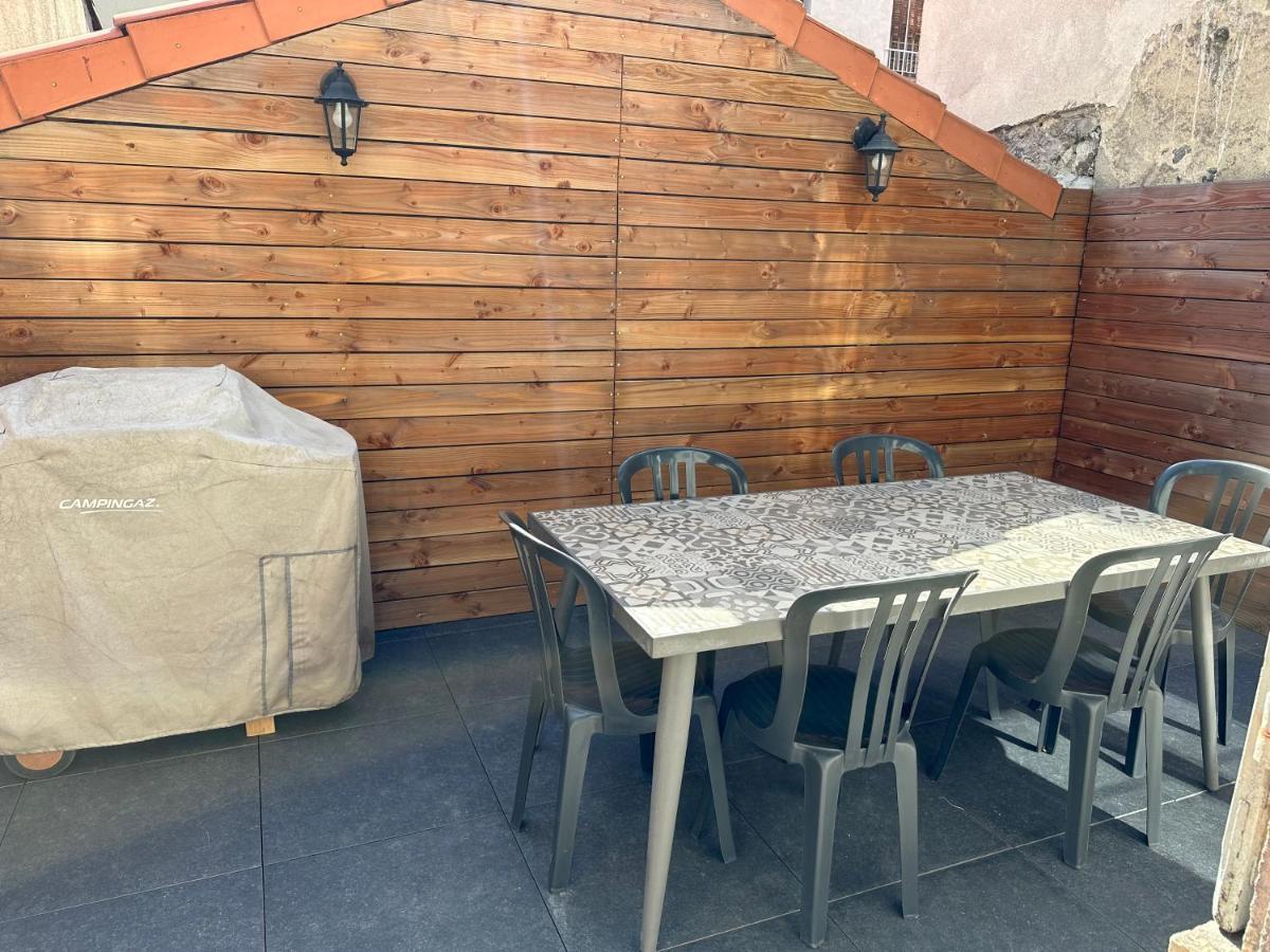 Appartement Avec Terrasse Au Puy Le Puy-en-Velay Kültér fotó